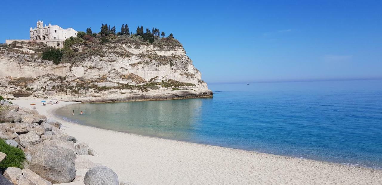 B&B La Casa Di Martina Zambrone Εξωτερικό φωτογραφία